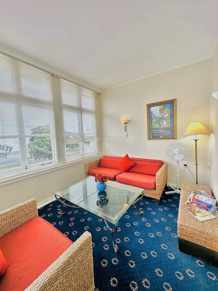 Фото The Esplanade Hotel