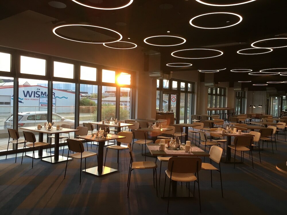 Фото Park Inn by Radisson Wismar