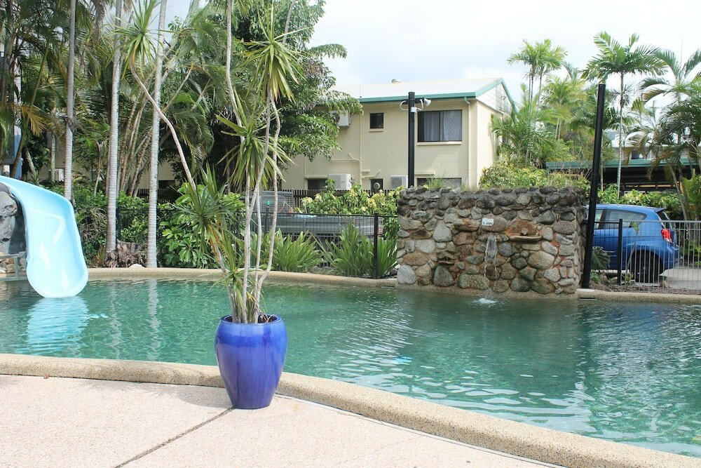 Фото Bohemia Resort Cairns