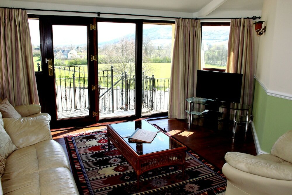 Фото Embleton SPA Hotel