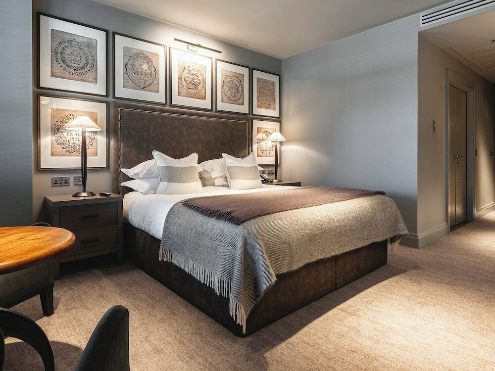 Фото Dakota Manchester