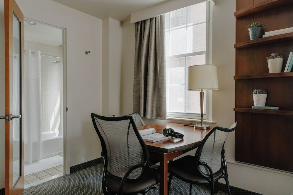 Фото Club Quarters Hotel in Philadelphia