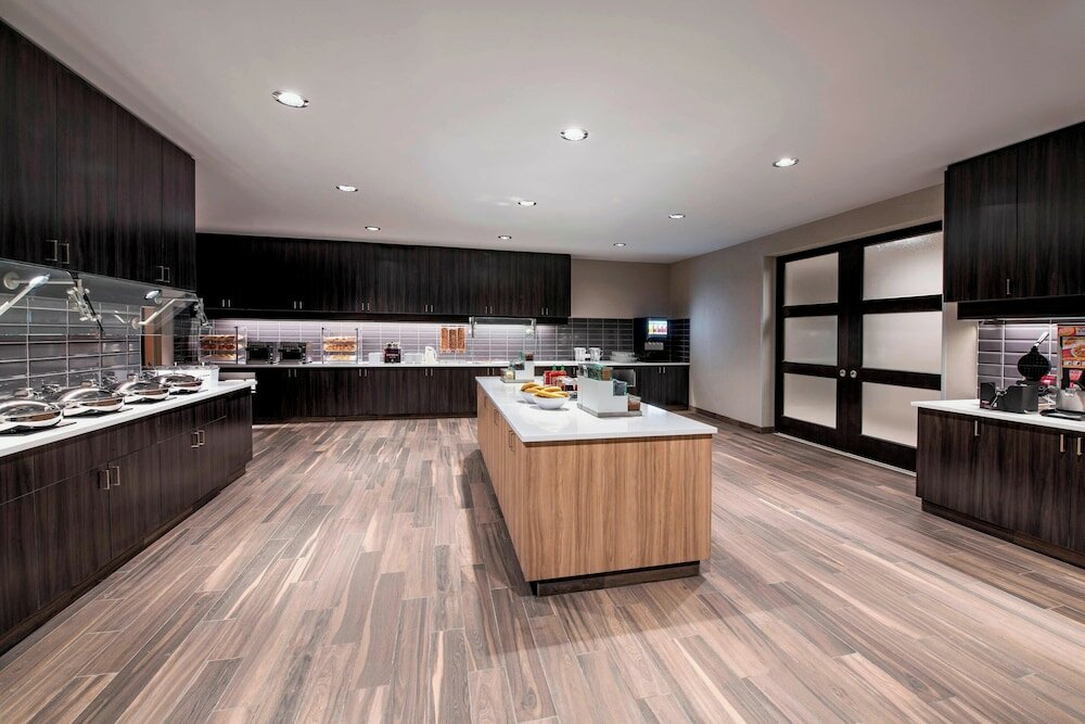 Фото Fairfield Inn & Suites by Marriott Winnipeg