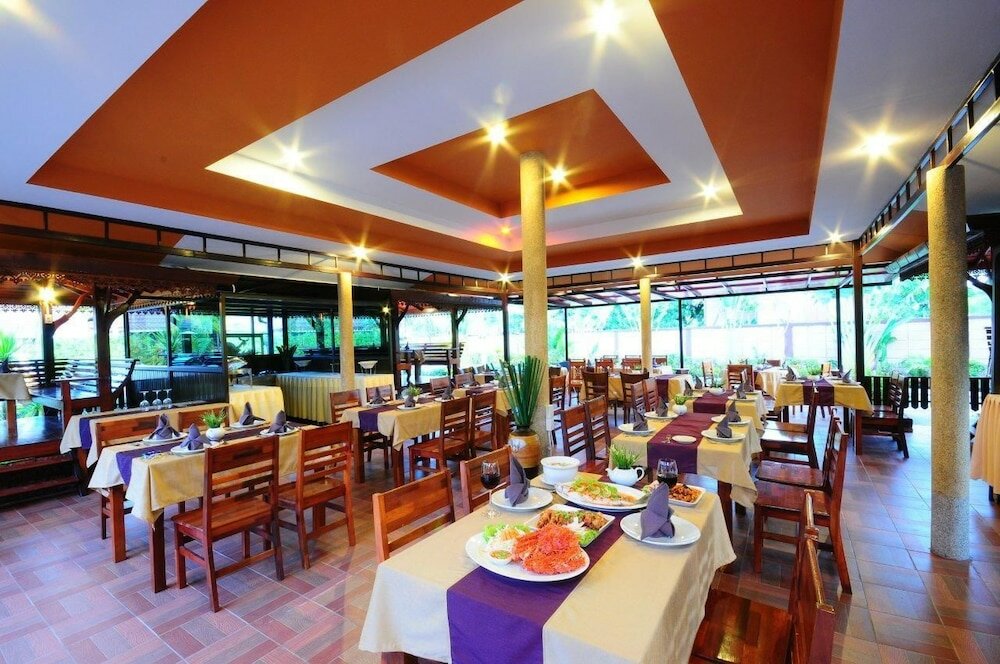 Фото Maleedee Bay Resort