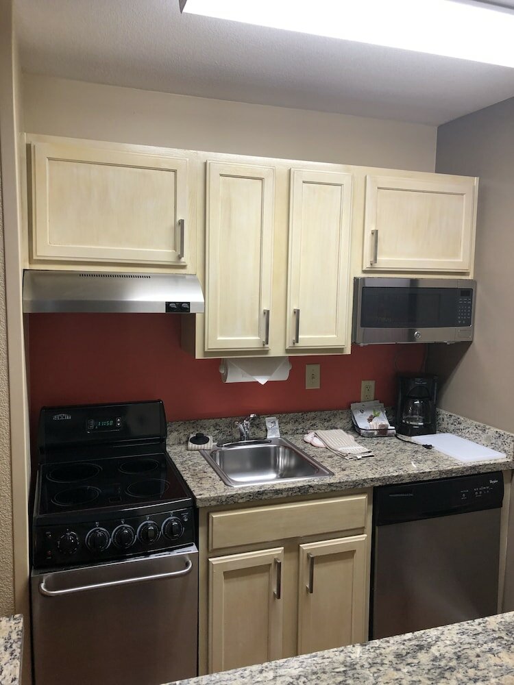 Фото TownePlace Suites by Marriott Tampa North/I-75 Fletcher