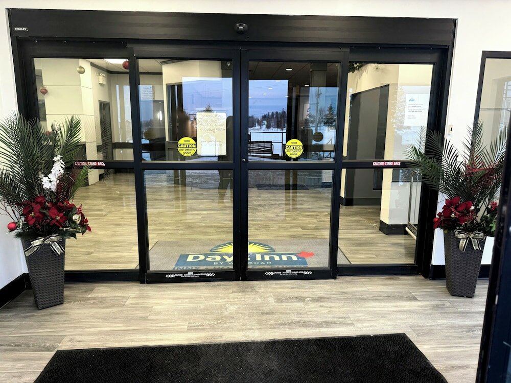 Фото Days Inn by Wyndham Drayton Valley