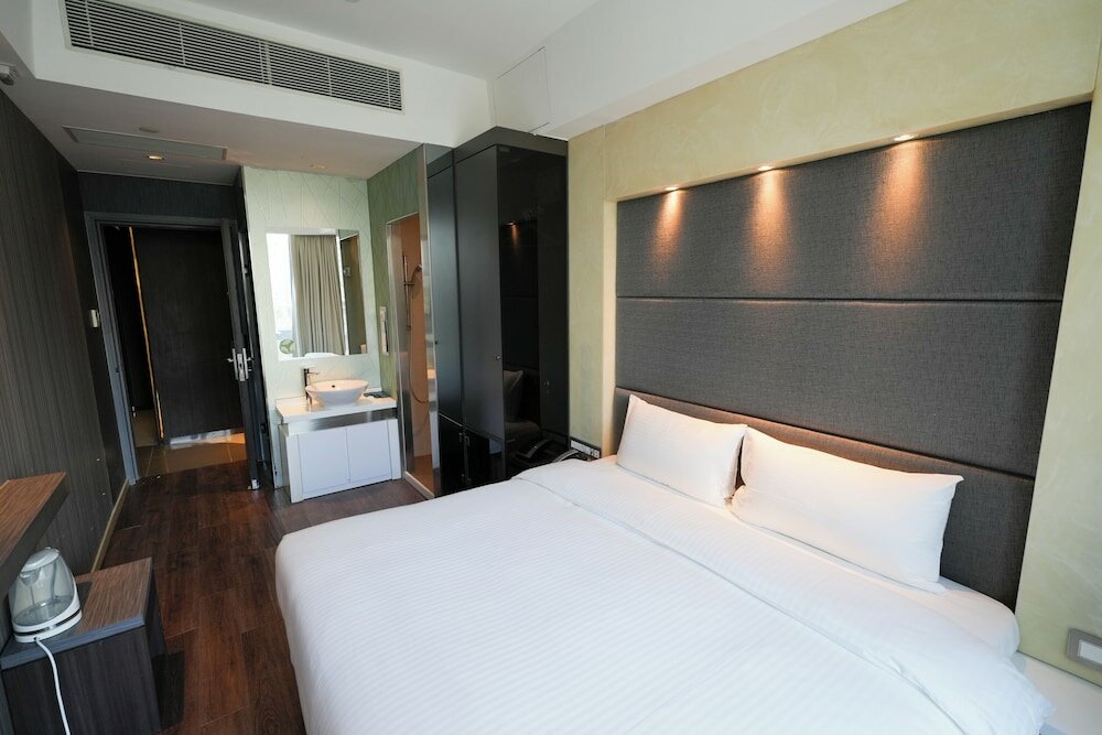 Фото Epoch Hotel