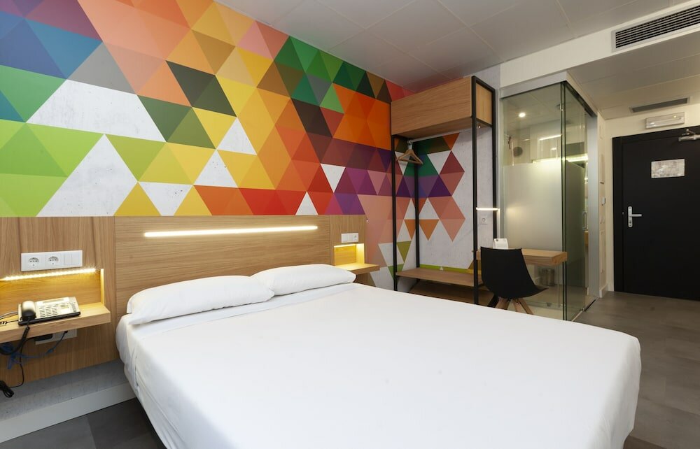 Фото Vertice Roomspace Madrid