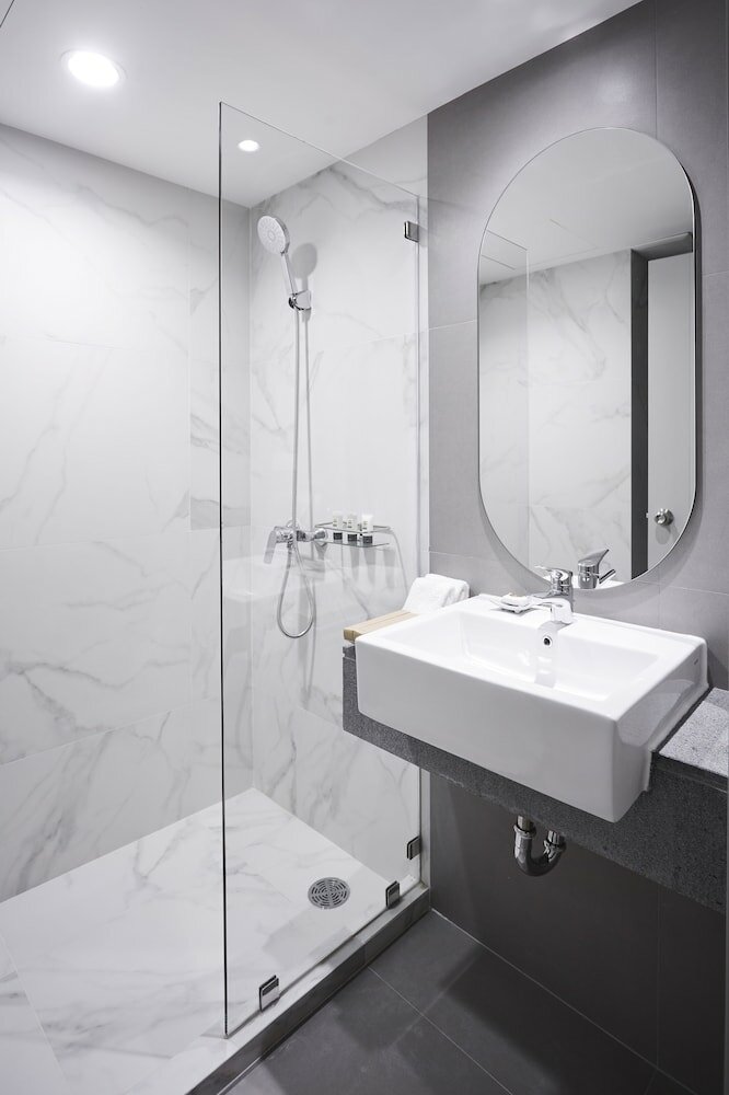 Фото Отель 56 Surawong Hotel Bangkok