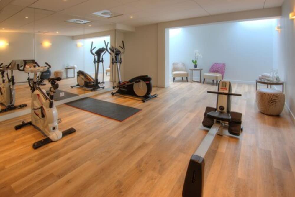 Фото La Bastide de l'Oliveraie