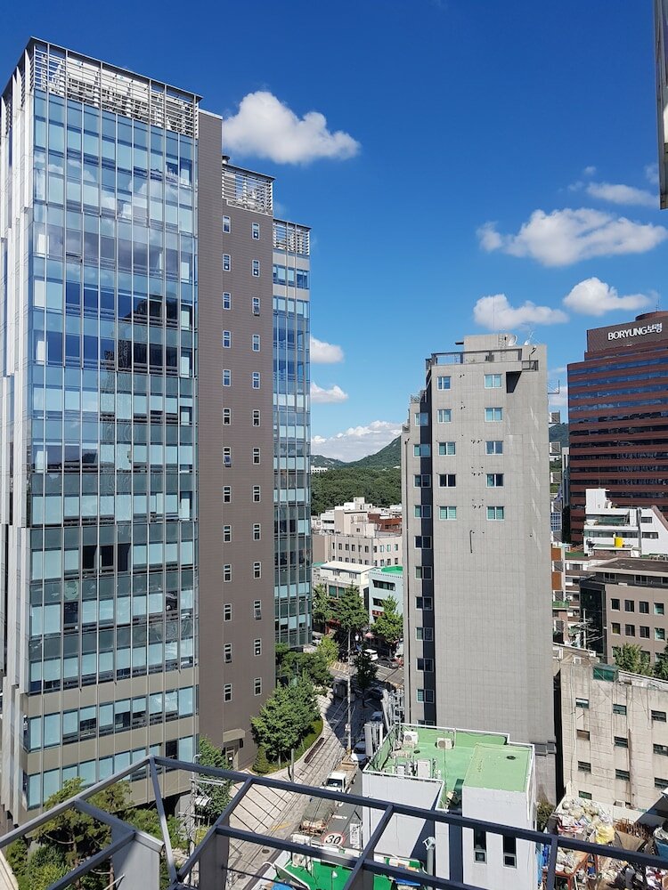 Фото Hotel At Home