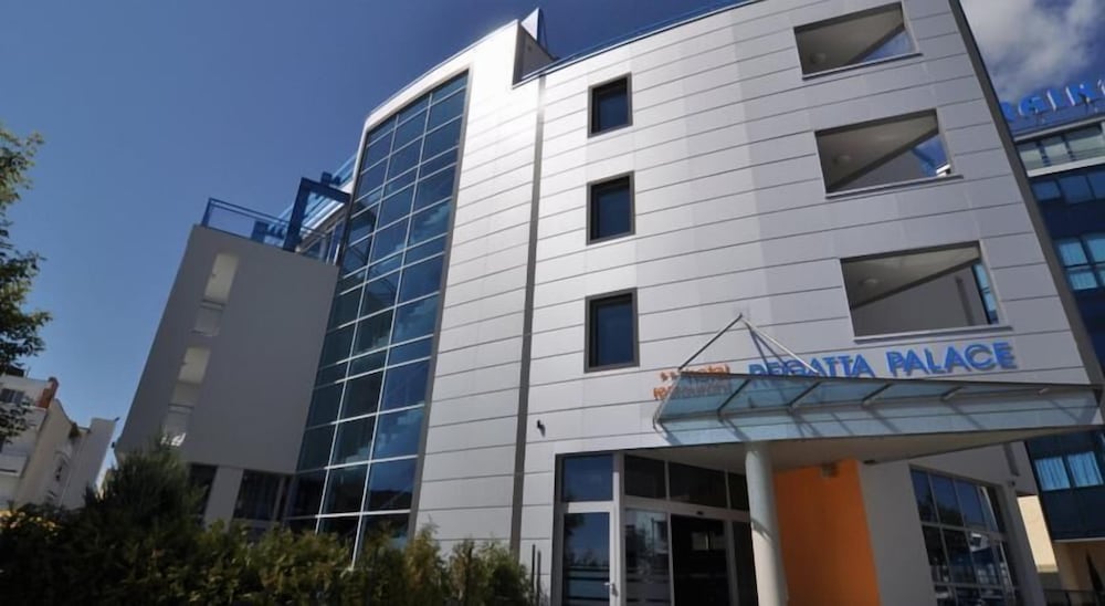 Фото Regatta Palace Hotel