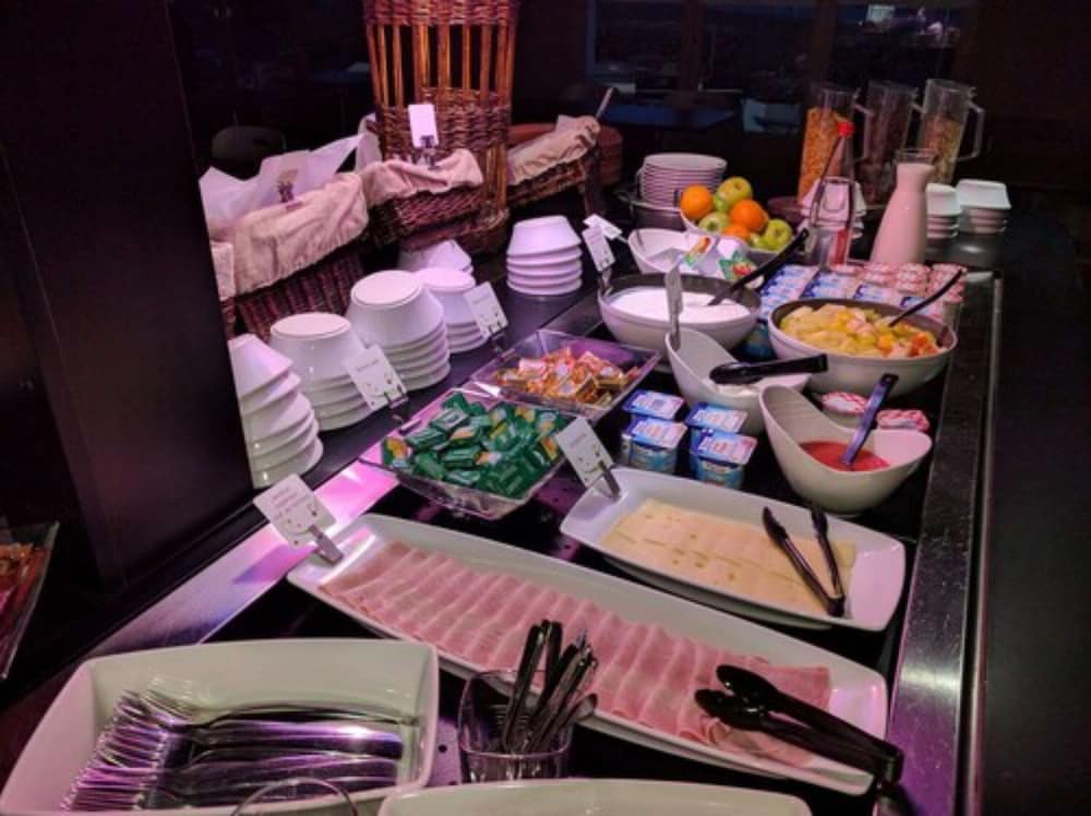 Фото Campanile Grenoble Nord – Saint-Égrève