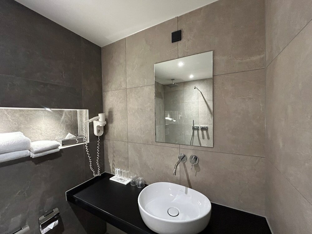 Фото Xo Hotels Blue Tower