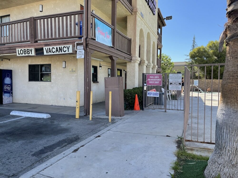 Фото Palms Inn & Suites