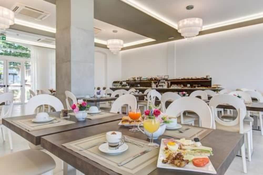 Фото Villa Augustea