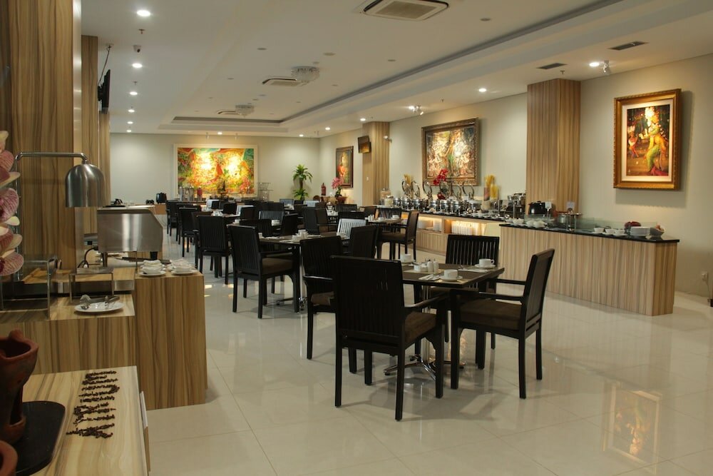 Фото Atrium Premiere Hotel Cilacap