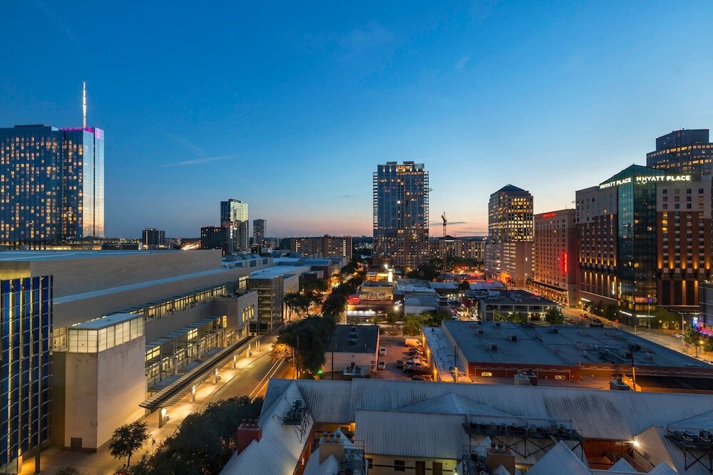 Фото Courtyard by Marriott Austin Downtown/Convention Center