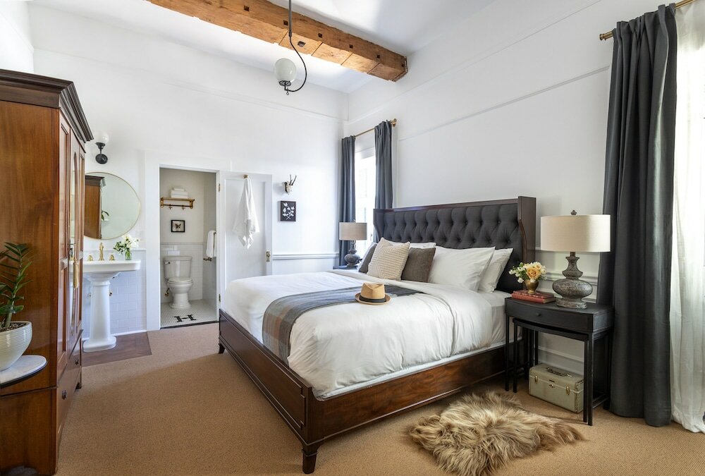 Фото Holbrooke Hotel