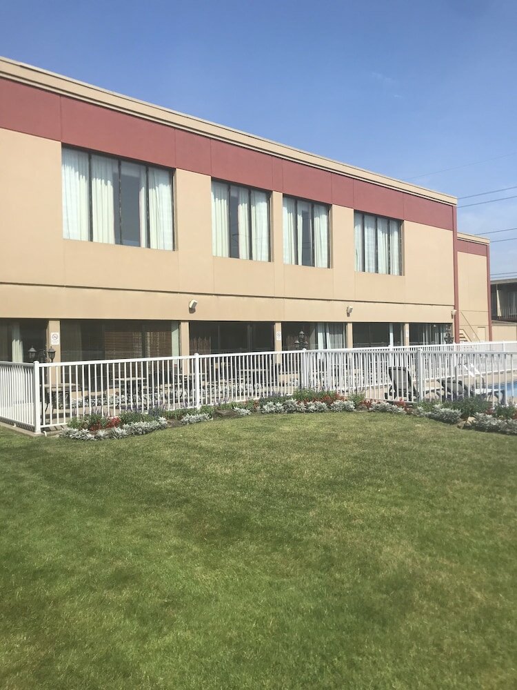 Фото Auberge Royal Versailles