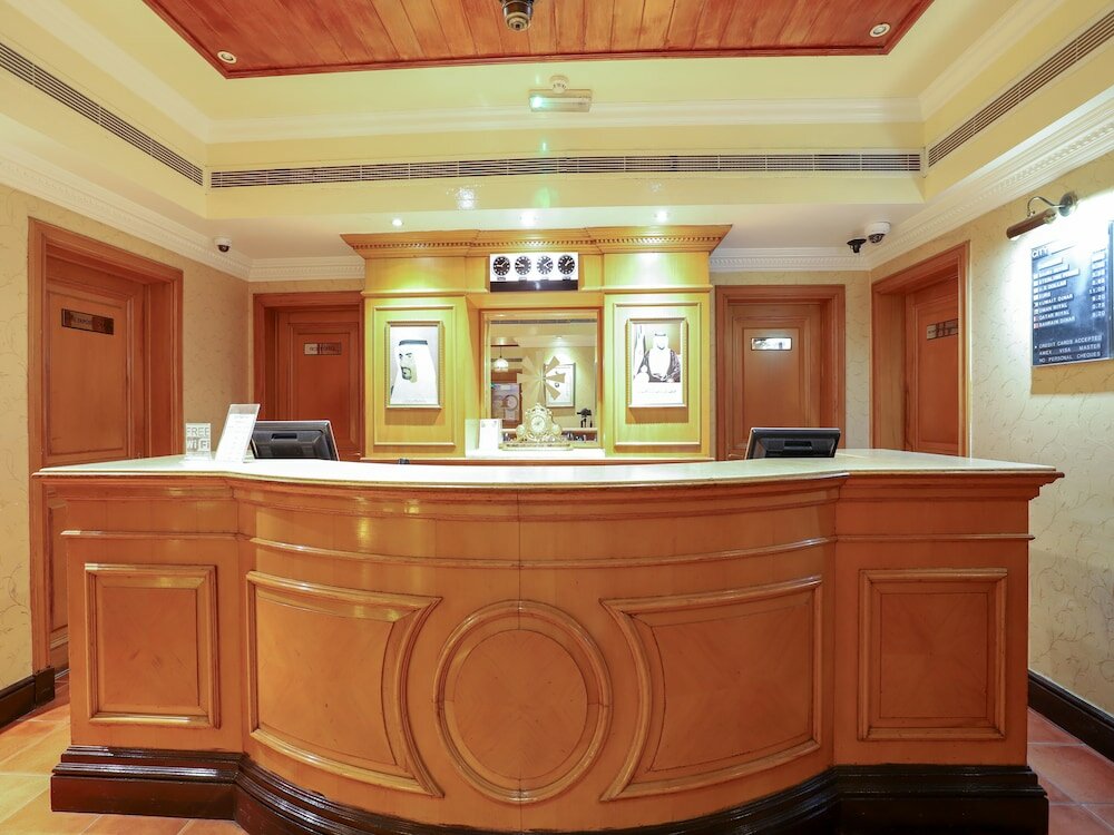 Фото Oyo 328 City Plaza Hotel