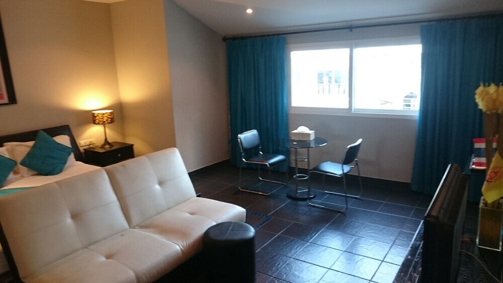 Фото The Venue Residence and Cabaret Show Bar