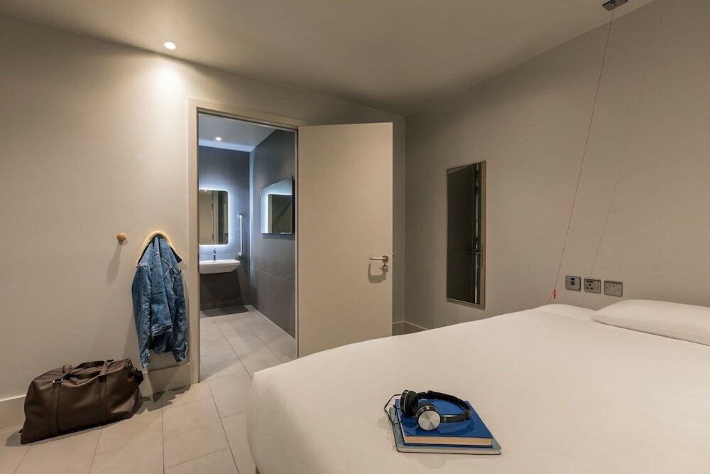 Фото Zedwell Hotel Piccadilly Circus