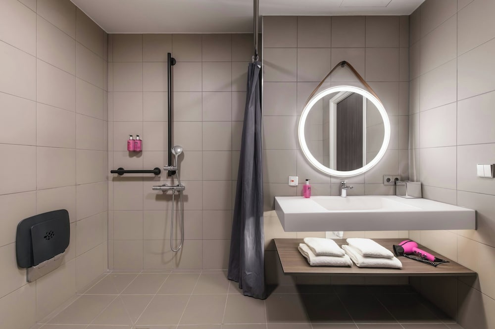 Фото Moxy Stuttgart Feuerbach