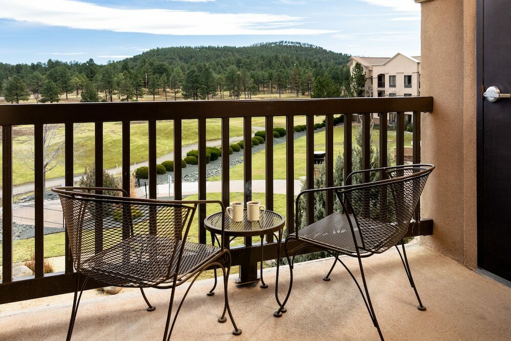 Фото Mcm Elegante Lodge & Suites Ruidoso