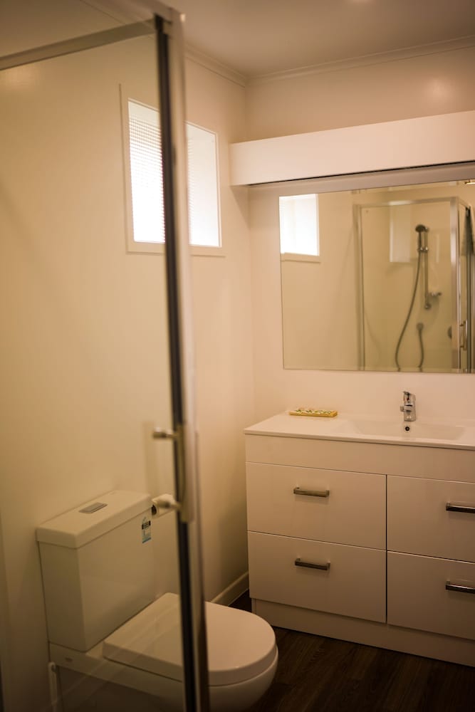 Фото Alpers Lodge & Conference Centre