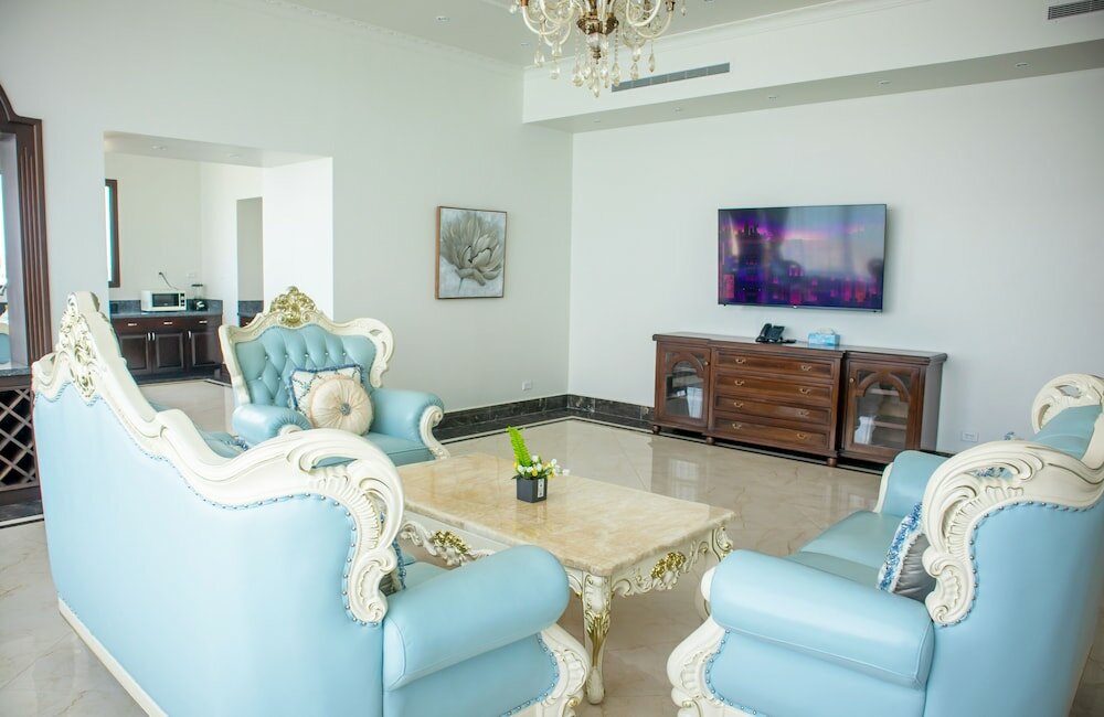 Фото Golden Bay Belize Hotel