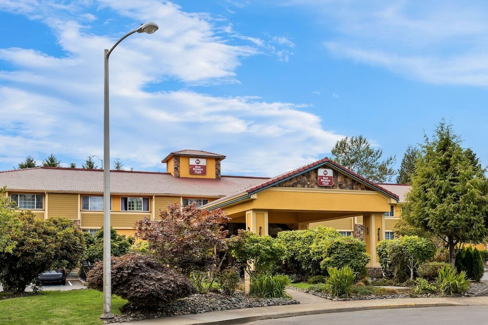 Фото Best Western Plus Parkway Inn