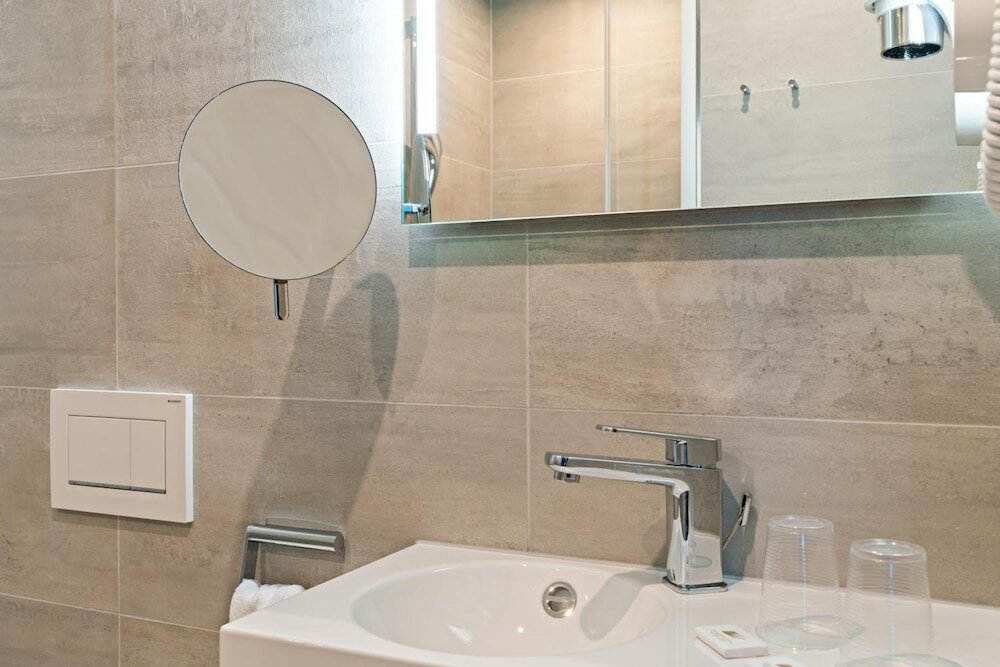 Фото Hotel Amper