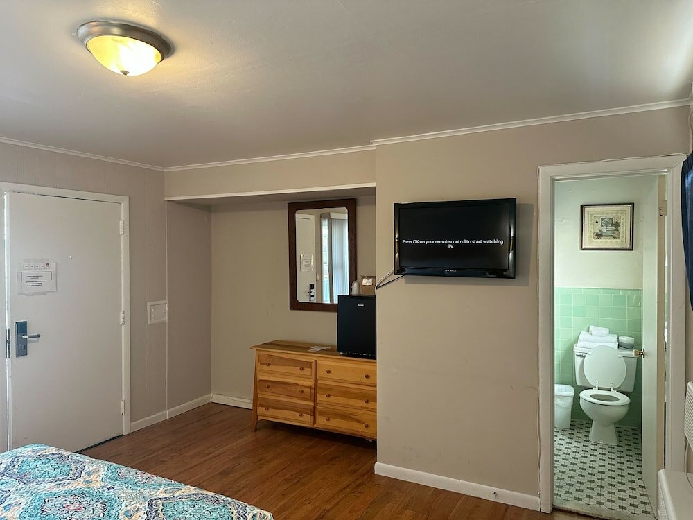 Фото Community Court Motel