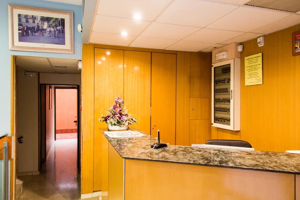 Фото Hostal Baler