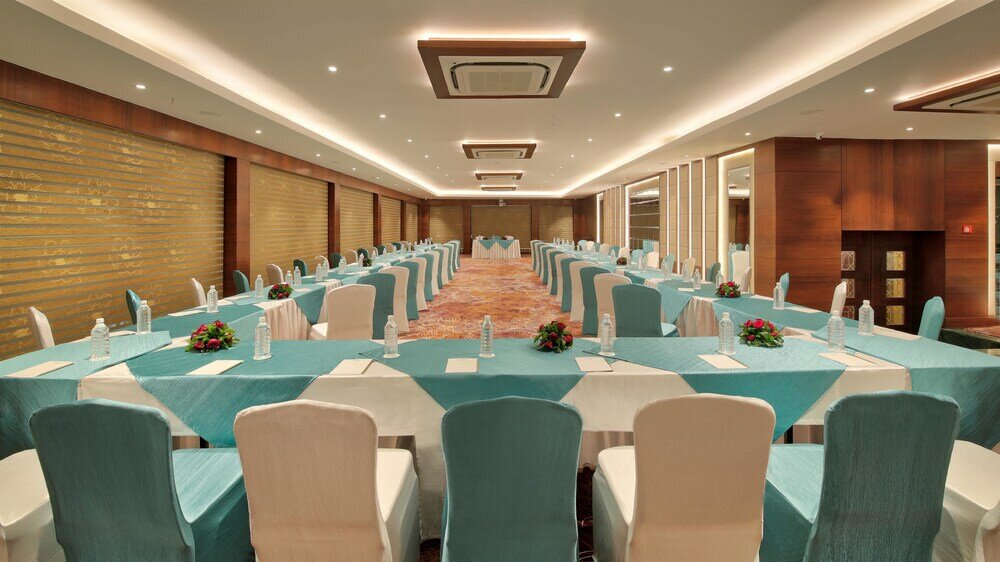 Фото Golden Tulip Essential Jaipur