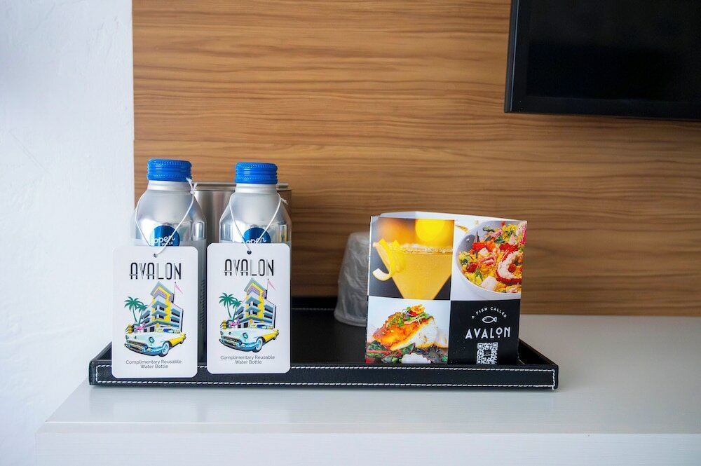 Фото Avalon Hotel