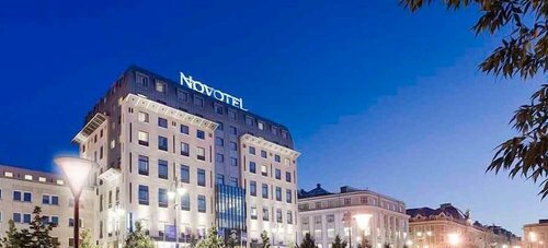 Внешний вид отеля Novotel Vilnius Centre в Вильнюсе, фото 1