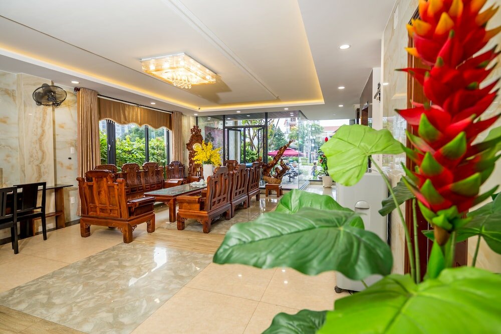 Фото La Maison Da Nang Beach