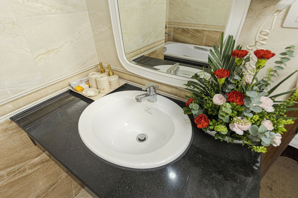 Фото Chalcedony Hotel Hanoi