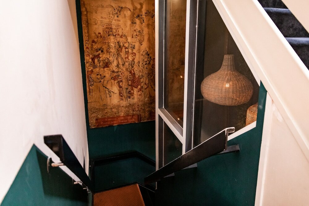 Фото Ambassador City Centre Hotel