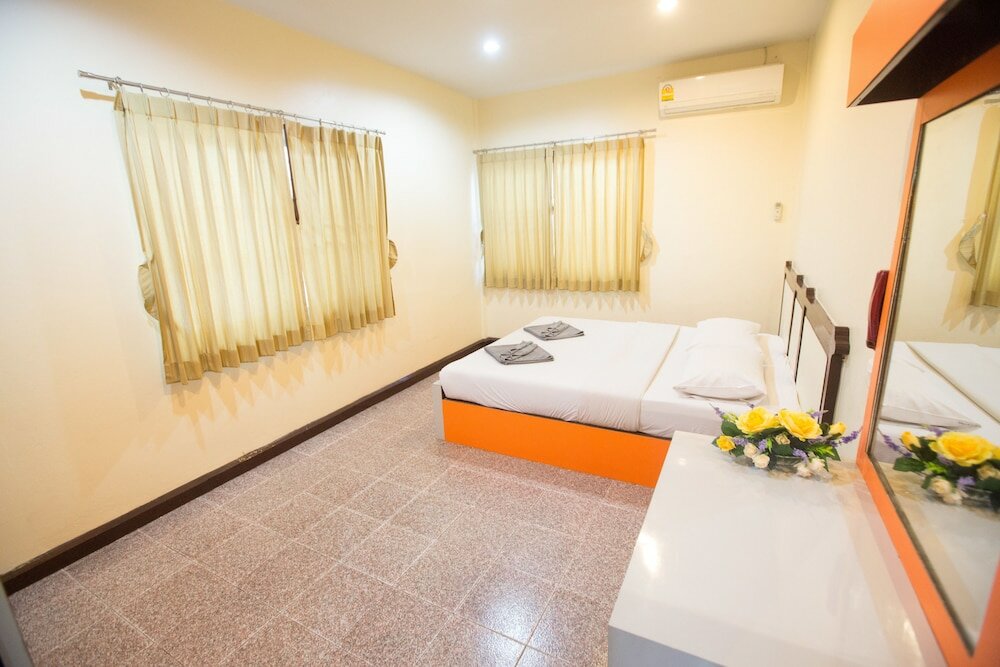 Фото Twin Palms Resort