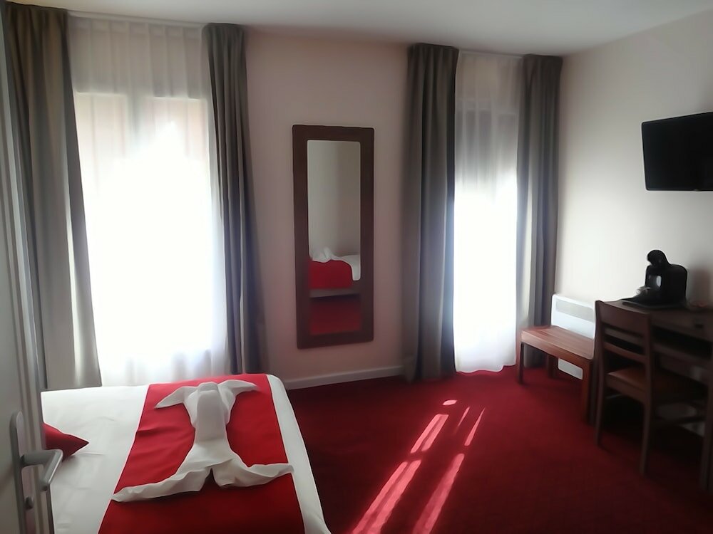 Фото Hotel La Perle Montparnasse