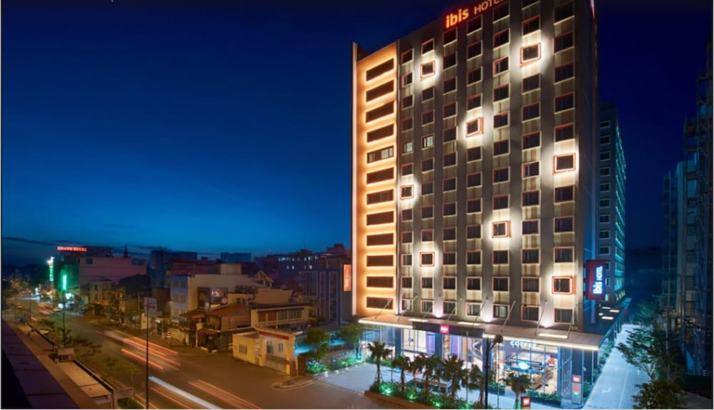 Фото Ibis Saigon Airport