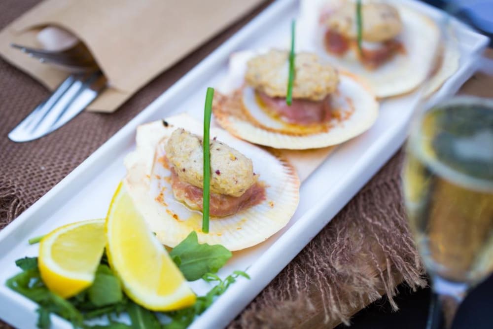 Фото Highlander Hotel Bar Kitchen Rooftop