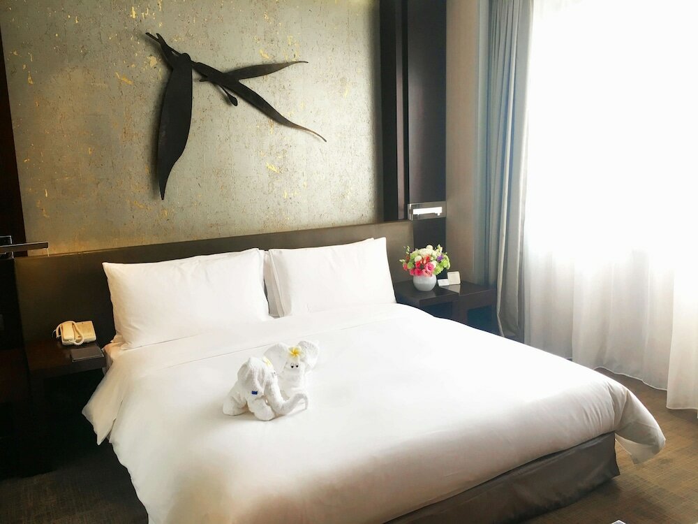 Фото Shanghai Parkyard Hotel