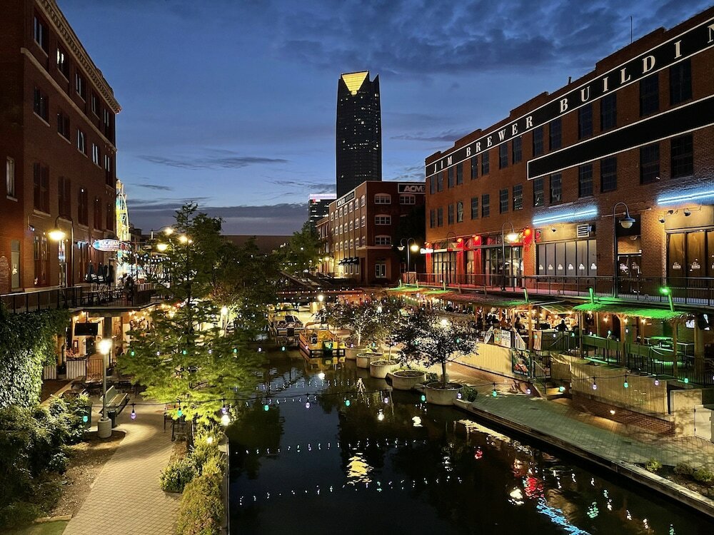 Фото Holiday Inn Express & Suites Moore, an Ihg Hotel