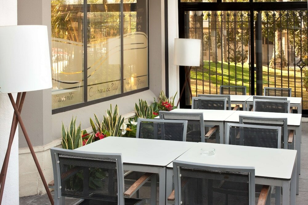 Фото Nh Avenida Jerez