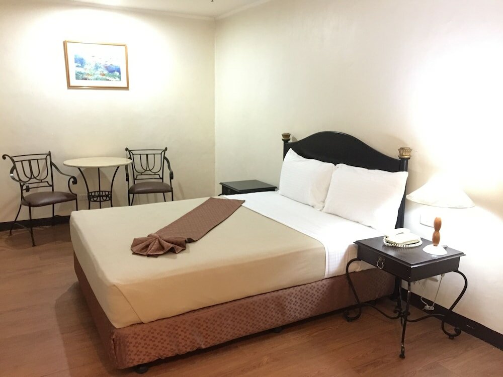 Фото The Golden Peak Hotel & Suites powered by Cocotel