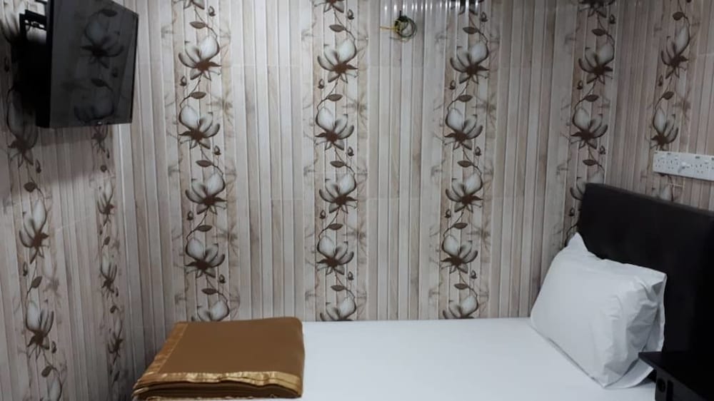 Фото Ark Malawti Hotel